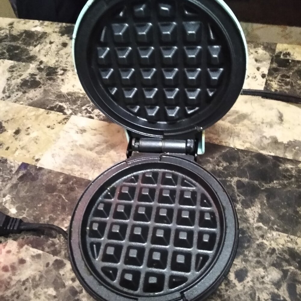 Dash Mini Waffle Maker - Picture 2 of 3